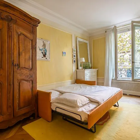 Tour Maubourg * Paris